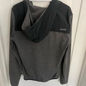 Vuori full zip track jacket - black & charcoal gray